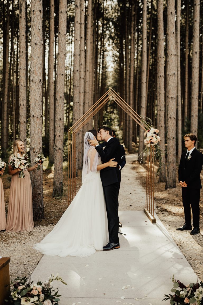 Pinewood Wedding in Cambridge, MN Emma + Brennan